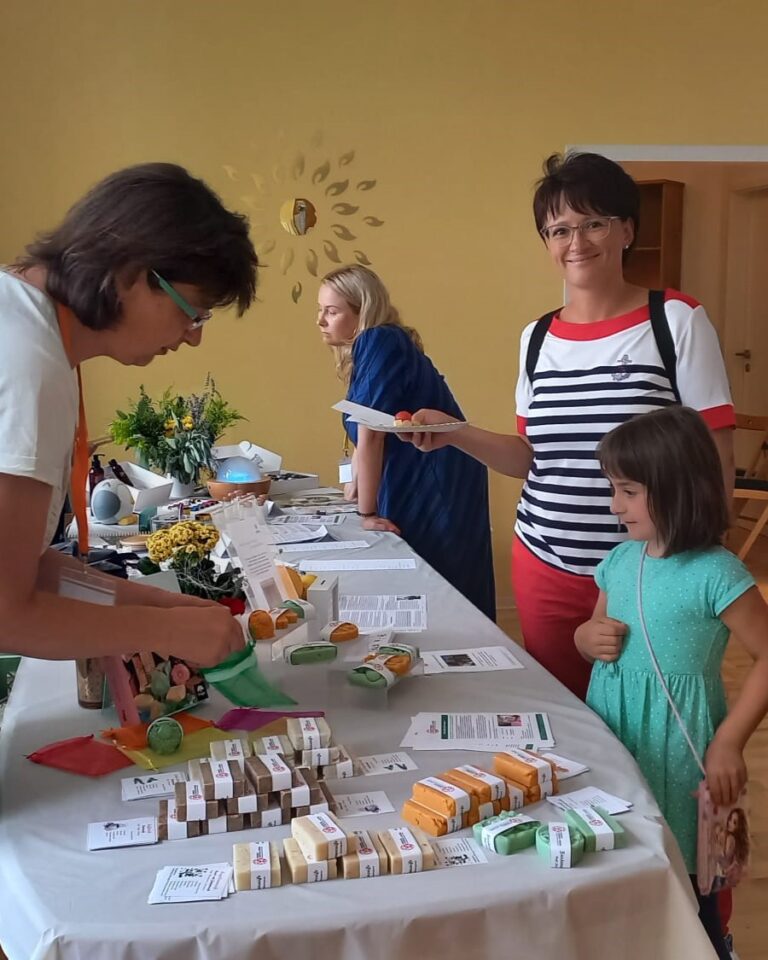 Infotag in Limbach-O. mit Seifen aus dem Kurs von Dr. Ute Schmidt